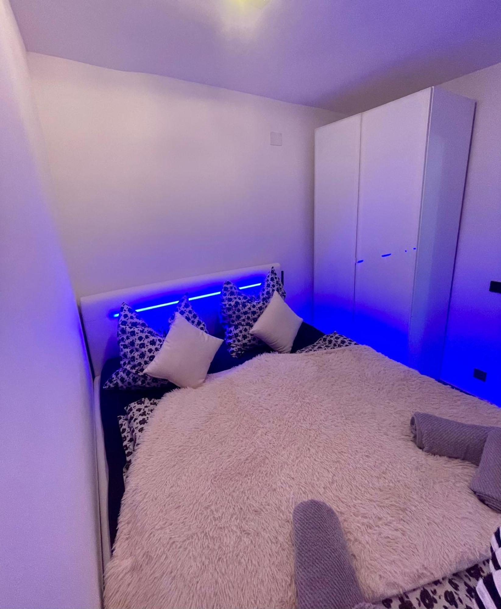 מדולין Enna Apartment C Perfect Location מראה חיצוני תמונה