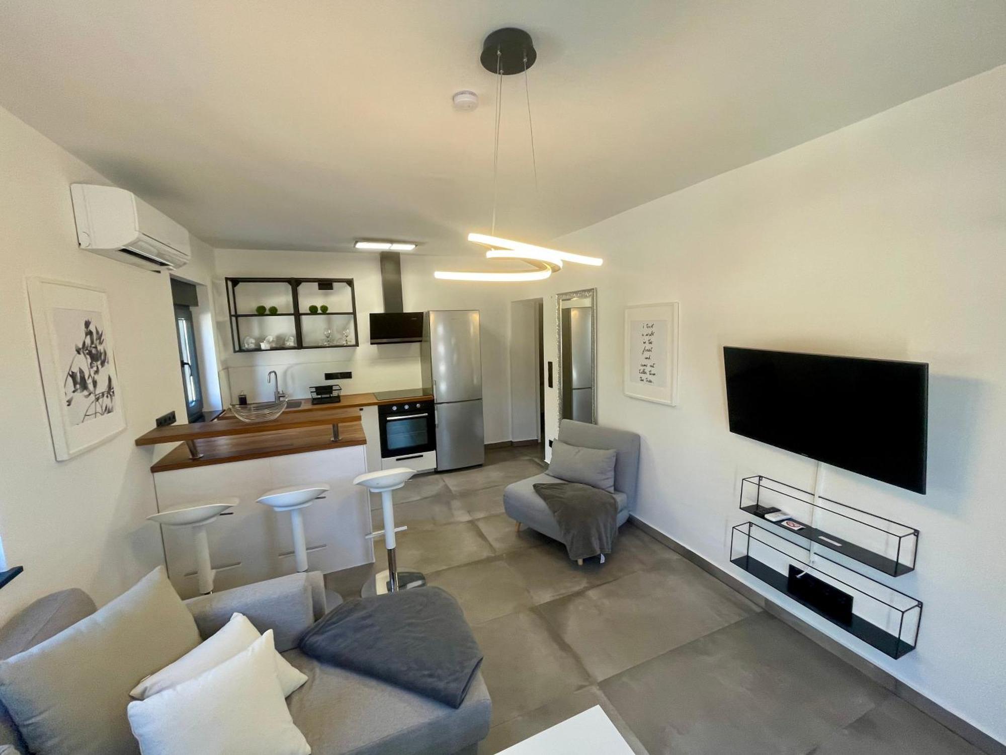 מדולין Enna Apartment C Perfect Location מראה חיצוני תמונה